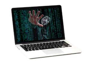 Truffe online: 7 segnali per riconoscerle subito e proteggerti